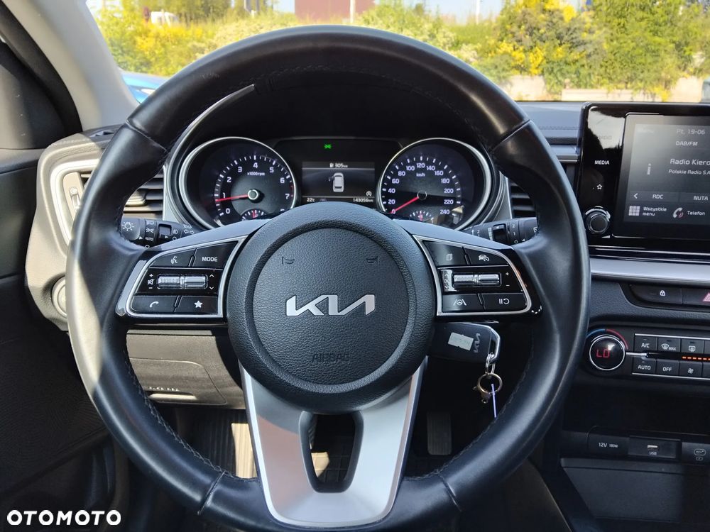 Kia Ceed 1.5 T-GDI M - 14
