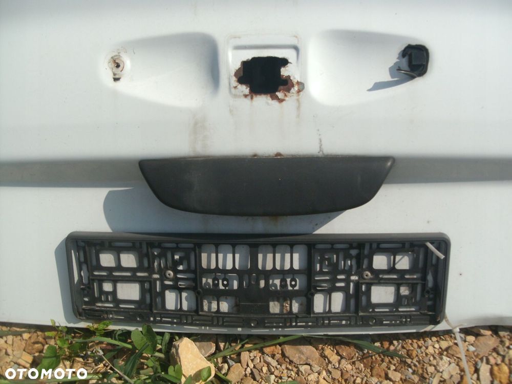 klapa tylna z szyba renault trafic ii vivaro a 01-14rok biala - 3