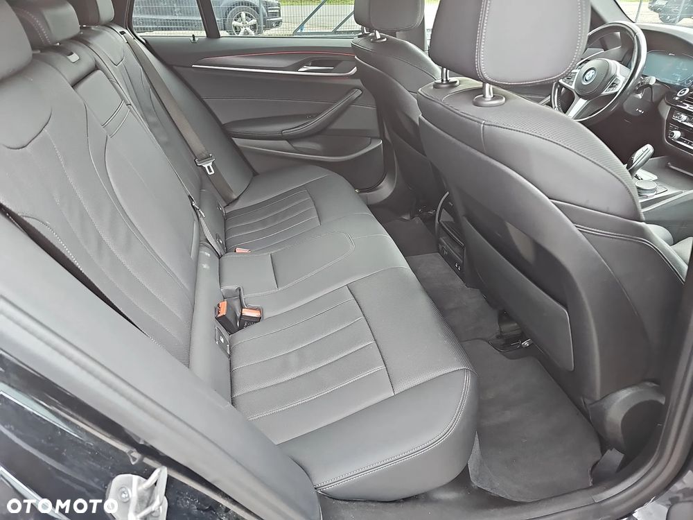 BMW Seria 5 - 22