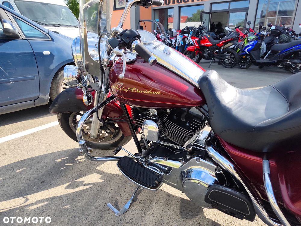 Harley-Davidson Touring Road King - 11