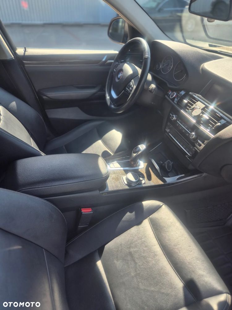 BMW X4 xDrive28i xLine - 9