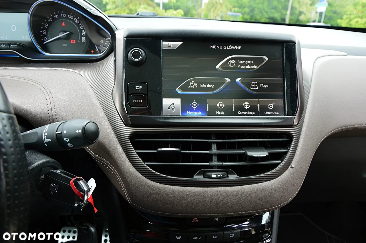Peugeot 2008 120 VTI Allure - 36