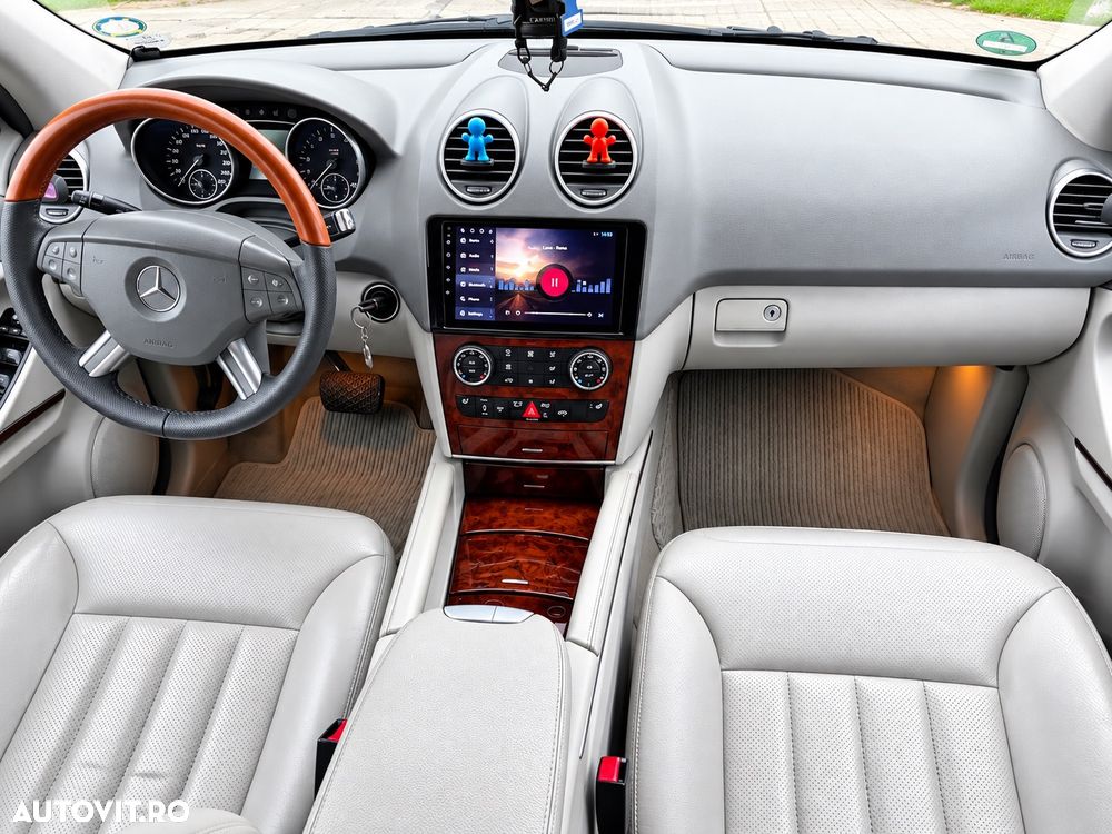 Mercedes-Benz ML - 7