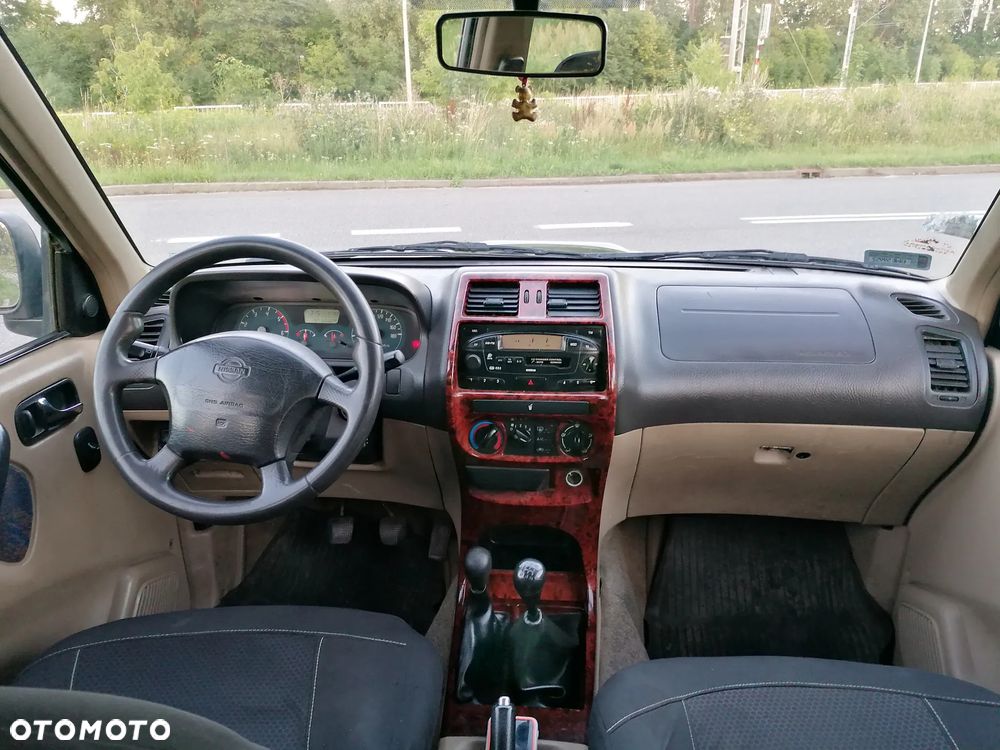 Nissan Terrano - 10