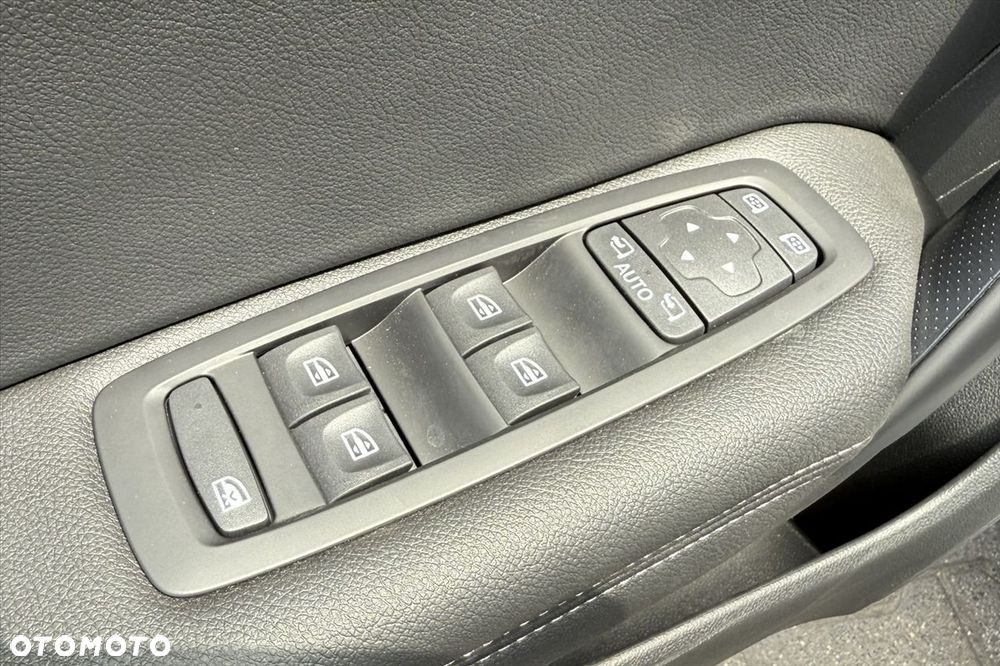 Renault Megane 1.3 TCe Techno EDC - 3