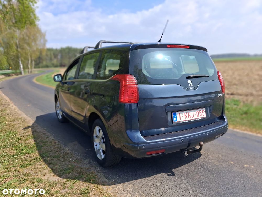 Peugeot 5008 HDI 115 Access - 15