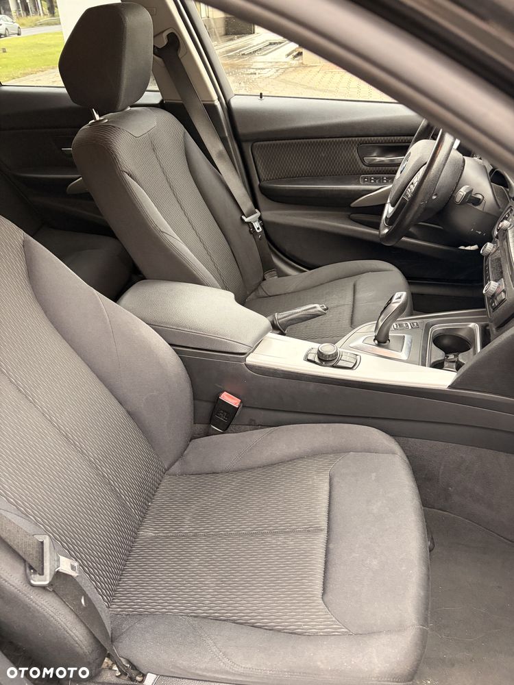 BMW Seria 3 - 11