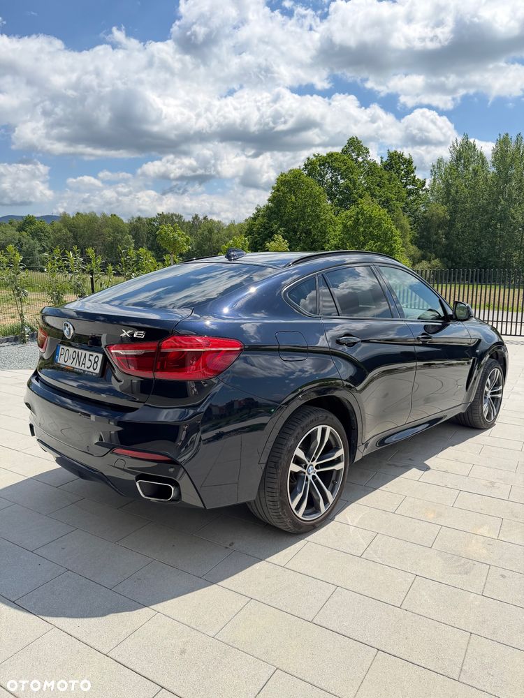 BMW X6 xDrive40d - 16