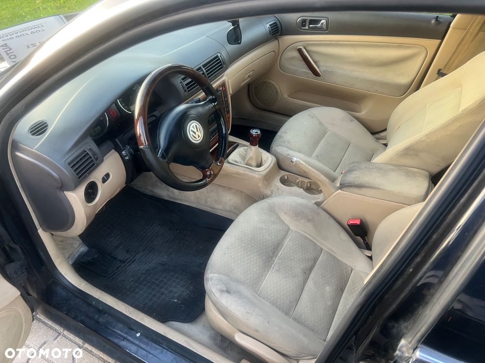 Volkswagen Passat - 6