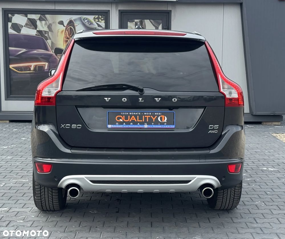 Volvo XC 60 D5 AWD RDesign - 11