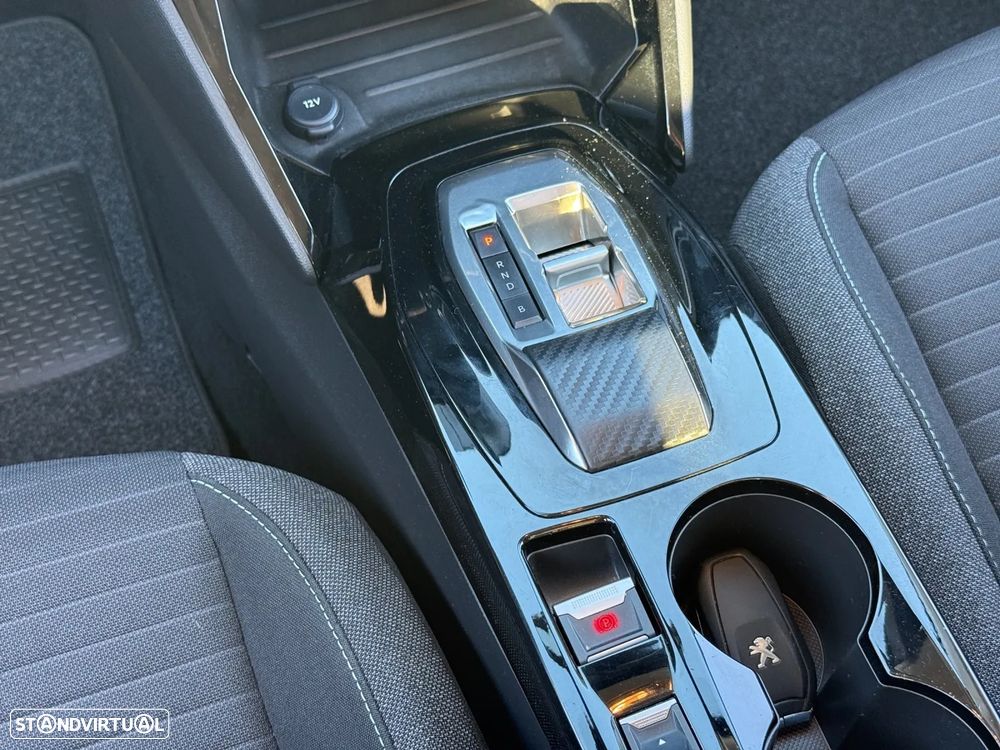 Peugeot e-208 E-Style - 14