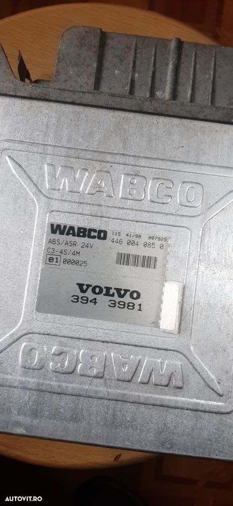 Unitate de control ABS/ASR Volvo 3943981 Wabco 4460040850 - 2