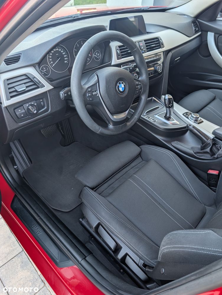 BMW Seria 3 320d Advantage - 16