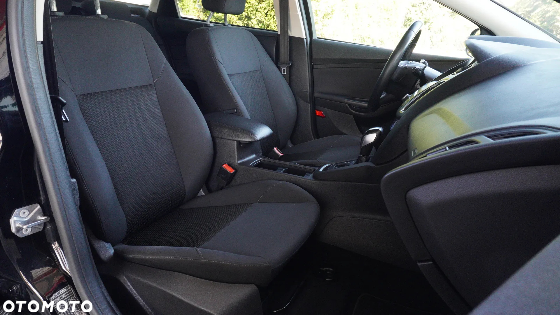 Ford Focus 1.5 EcoBlue Active Business - 30