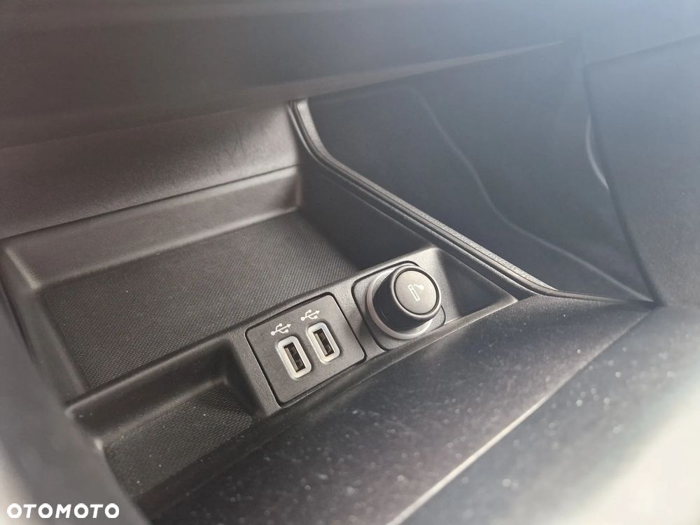 Ford Mondeo 2.0 CVT - 23