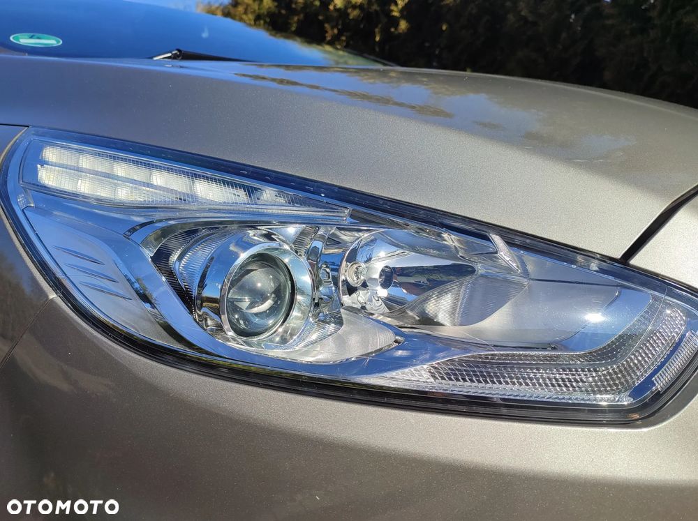 Ford S-Max - 14