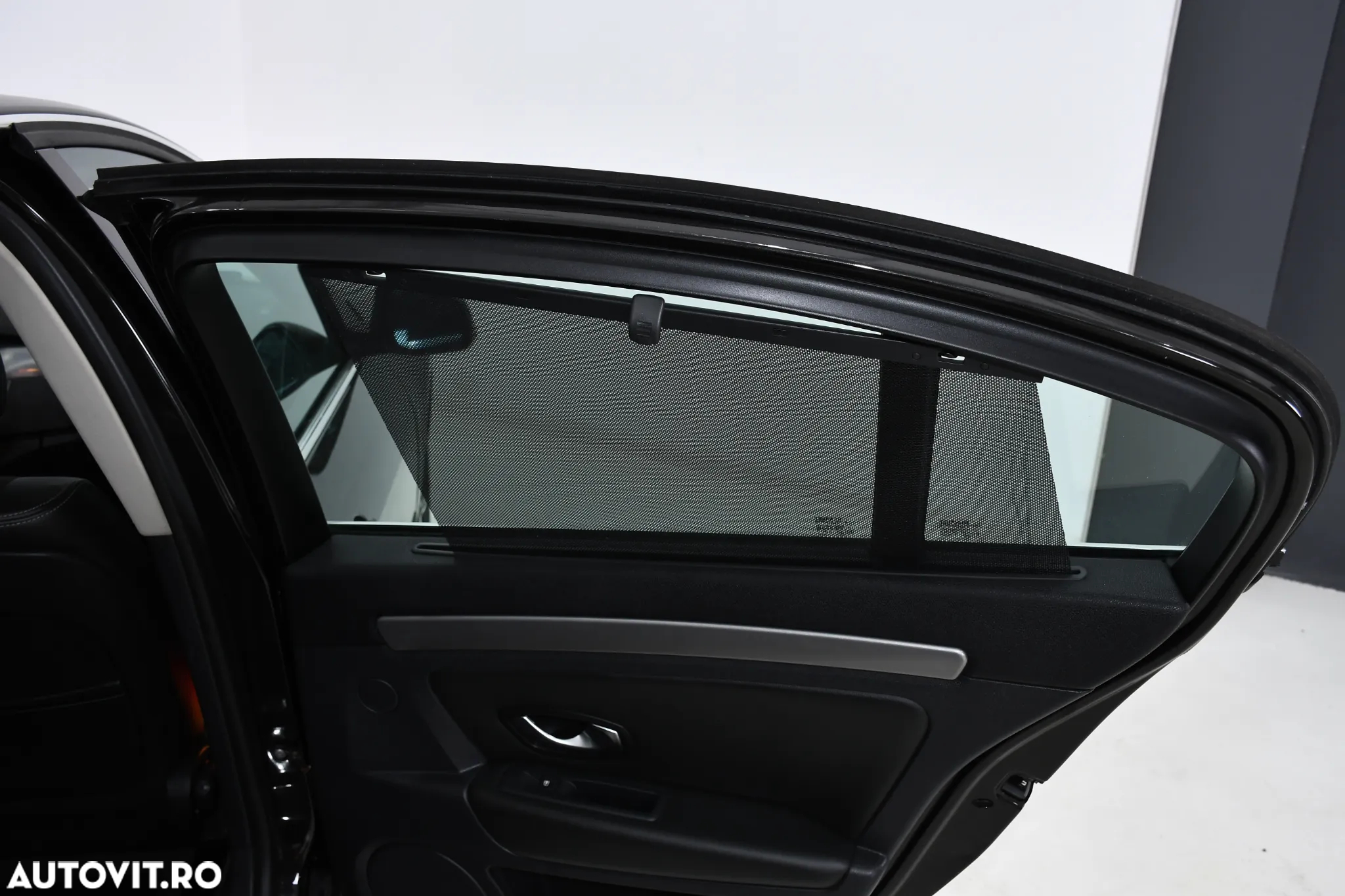 Renault Laguna dCi 110 FAP Bose Edition - 15