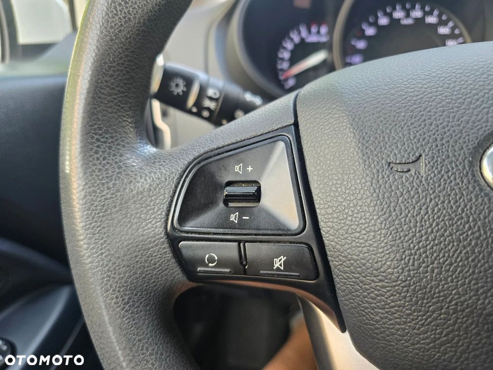Kia Rio 1.2 Business Line - 28