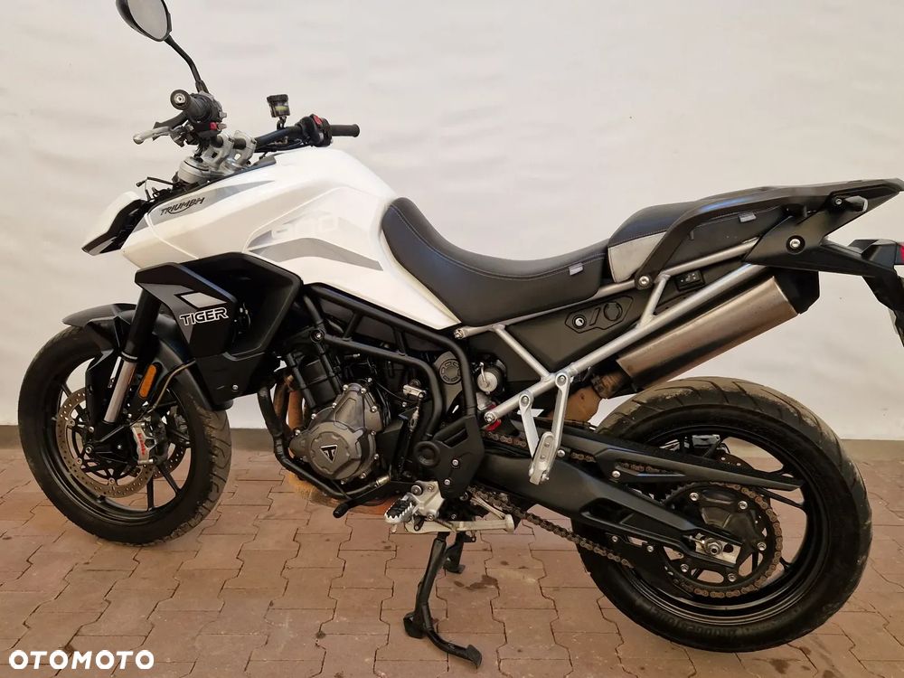 Triumph Tiger - 8
