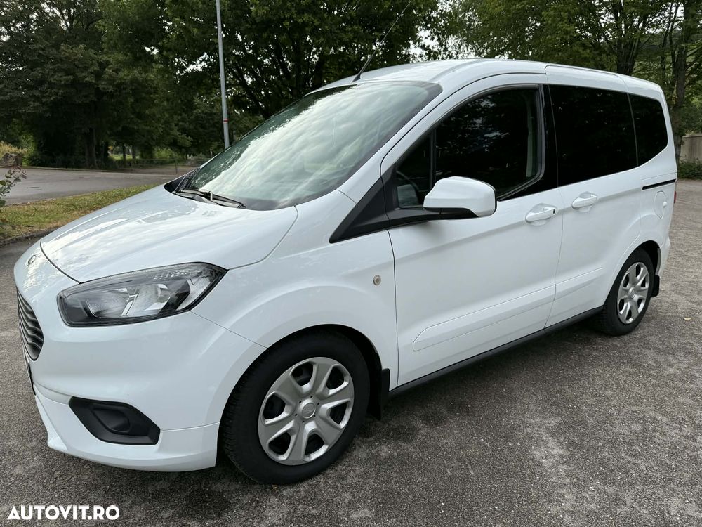 Ford Tourneo Courier 1.5 TDCi S&S Trend - 1