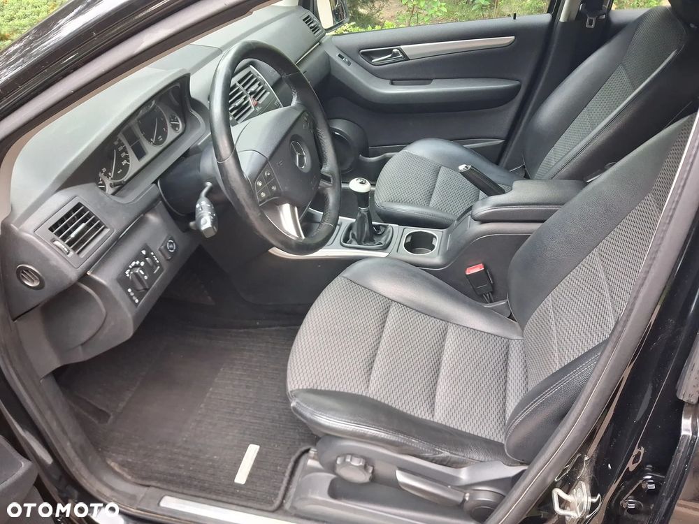 Mercedes-Benz Klasa B 180 BlueEFFICIENCY SPORT EDITION - 5
