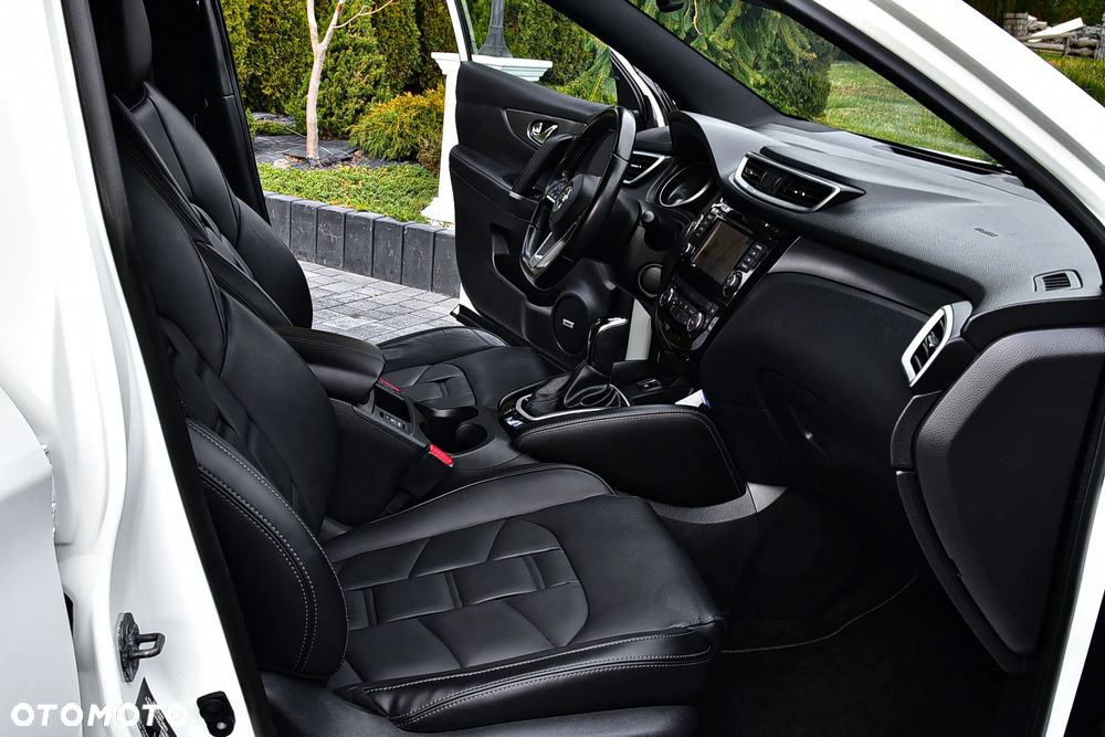 Nissan Qashqai 1.3 DIG-T DCT TEKNA+ - 16