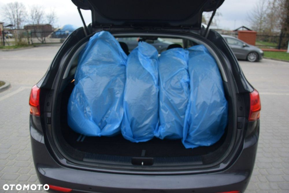 Kia Ceed 1.6 CRDi 128 ISG Spirit - 16