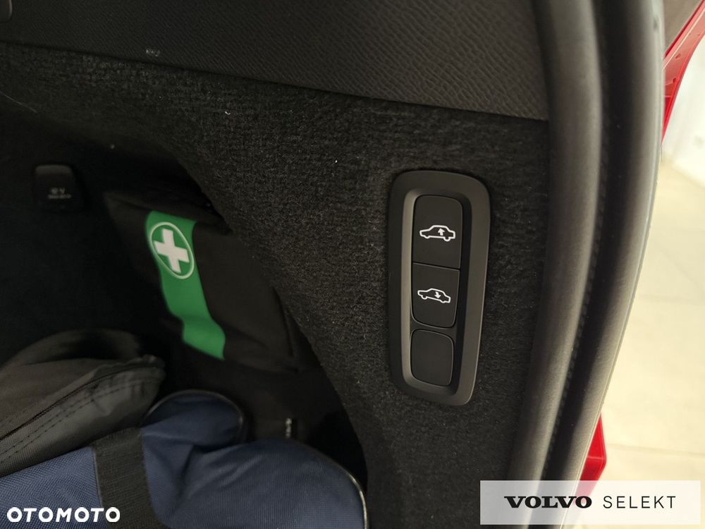 Volvo XC 90 - 35
