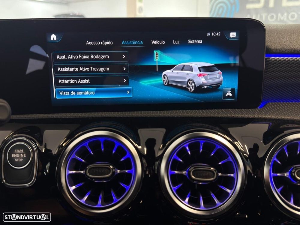 Mercedes-Benz A 250 e Style Plus - 17