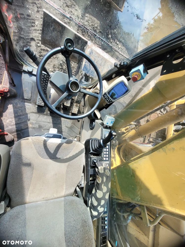 Caterpillar M316C - 8