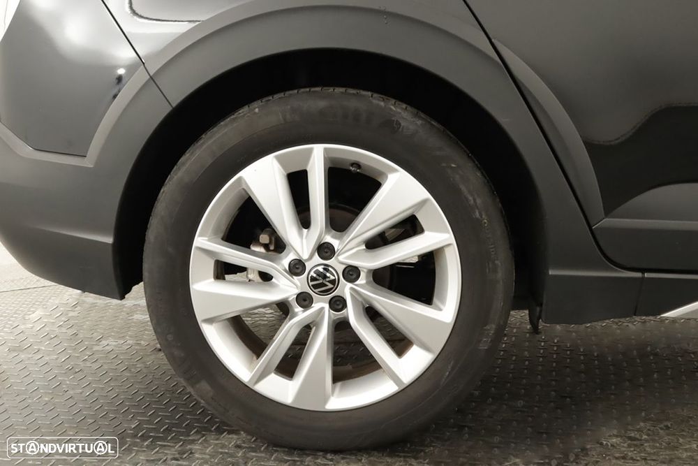 VW Taigo 1.0 TSI Urban DSG - 5