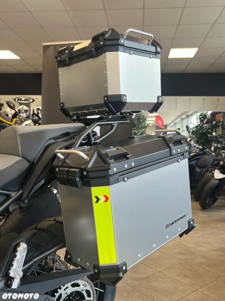 QJMOTOR SRT 600SX - 6