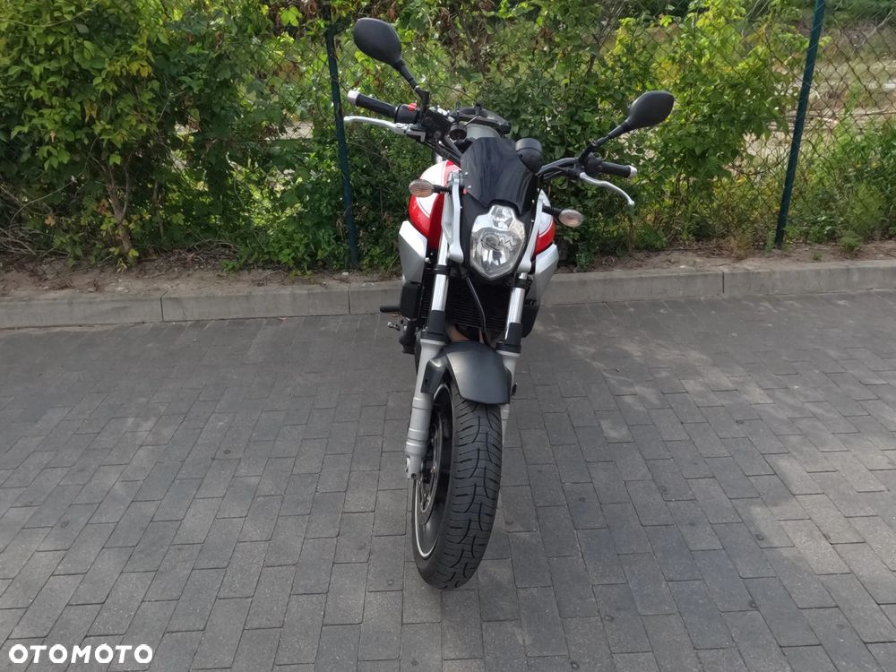 Yamaha MT - 2
