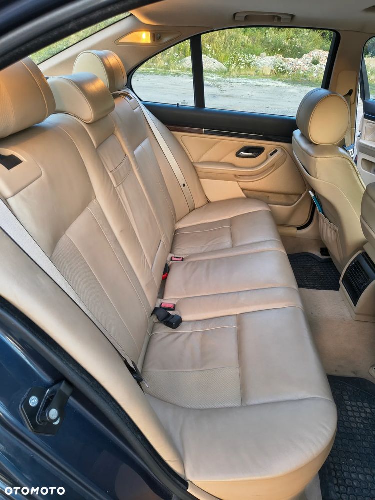 BMW Seria 5 - 9