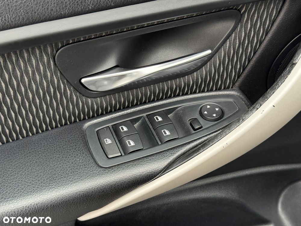 BMW Seria 3 316d - 31