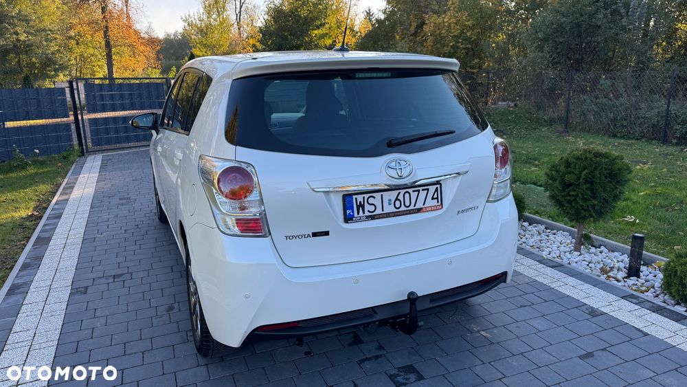 Toyota Verso 1.8 Prestige EU5 MS - 22