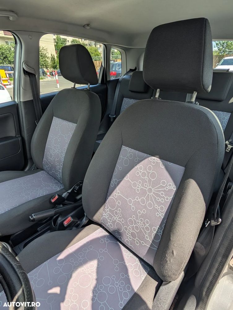 Ford Fiesta - 15