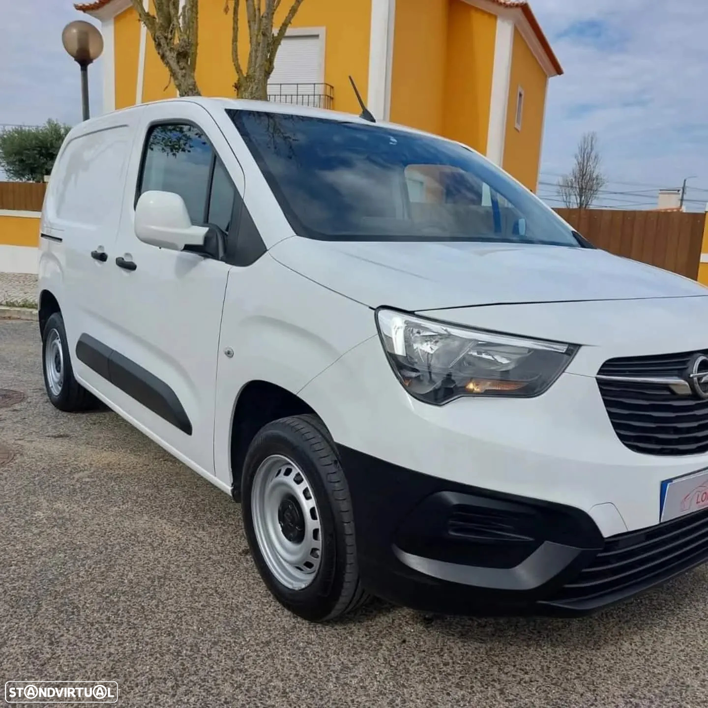 Opel Combo - 2021 | 110.000KM | GARANTIA | 3 LUG. - 3