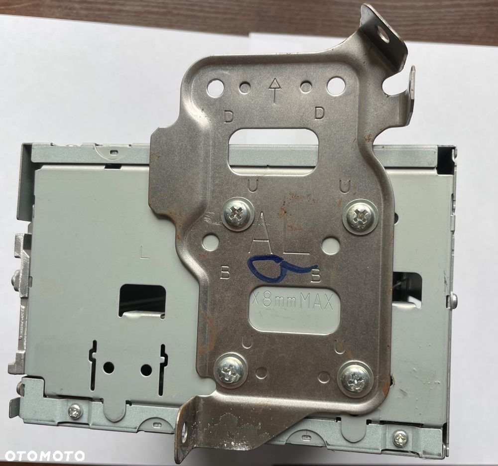 MITSUBISHI LANCER RADIO ODTWARZACZ PŁYT CD 8701A261 - 6