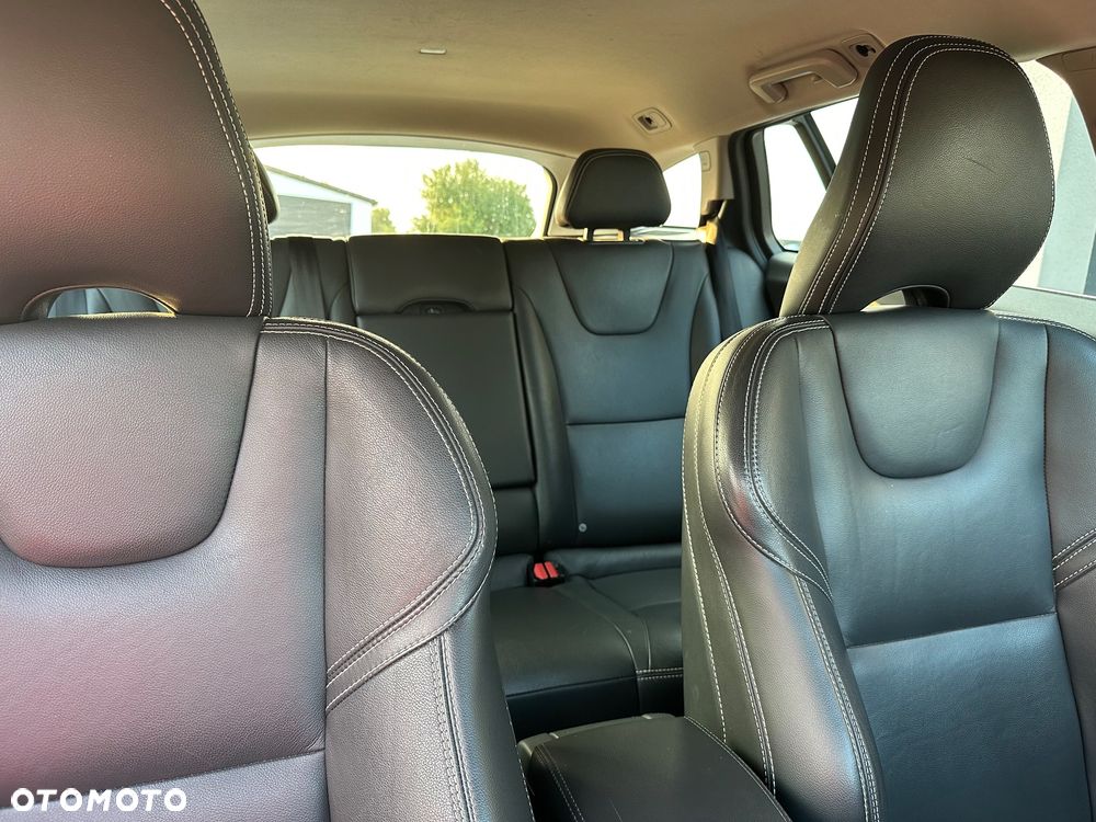 Volvo V60 D3 Geartronic Summum - 18