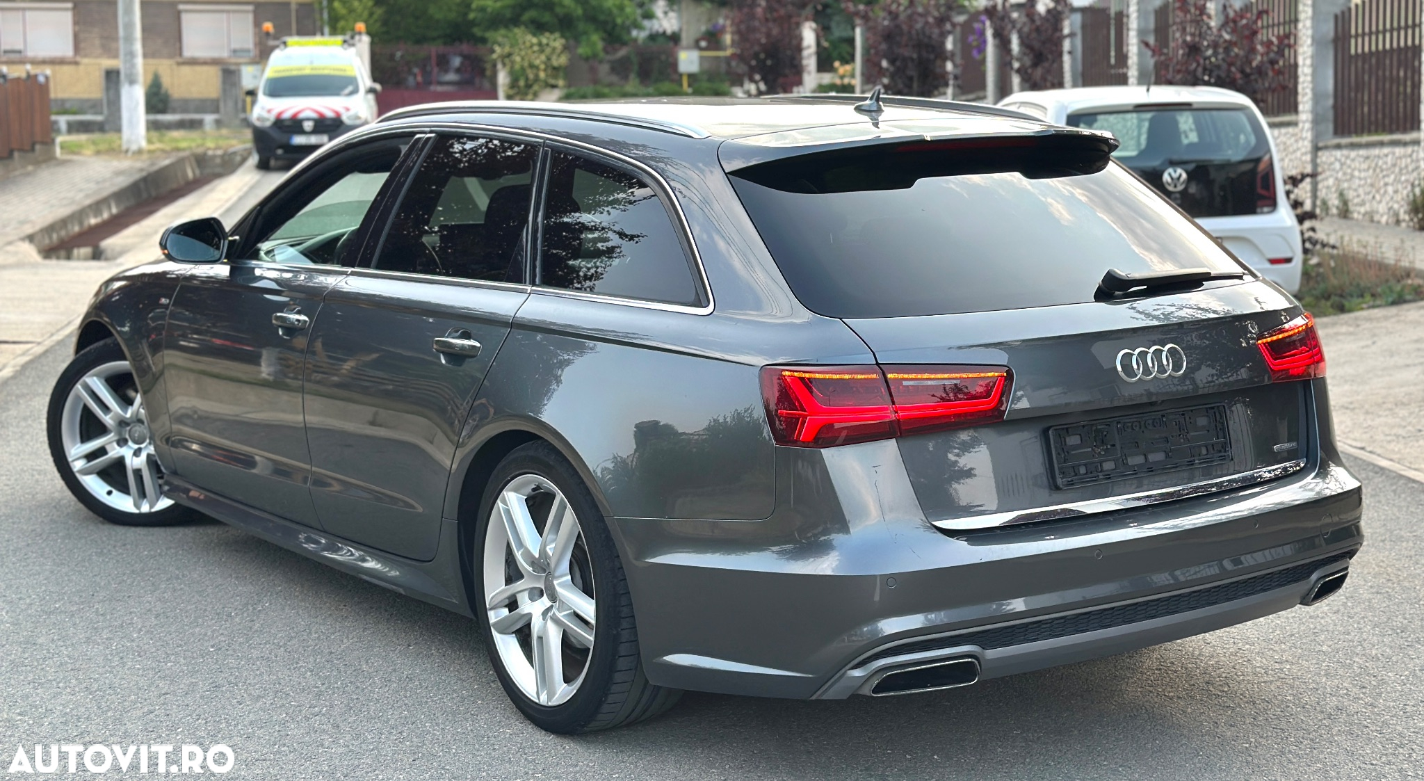 Audi A6 Avant 2.0 TDI quattro S tronic - 18