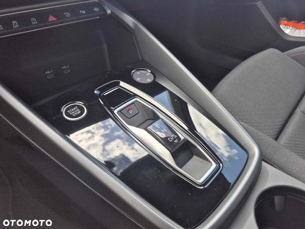 Audi A3 Limousine 35 TFSI mHEV Advanced S tronic - 30