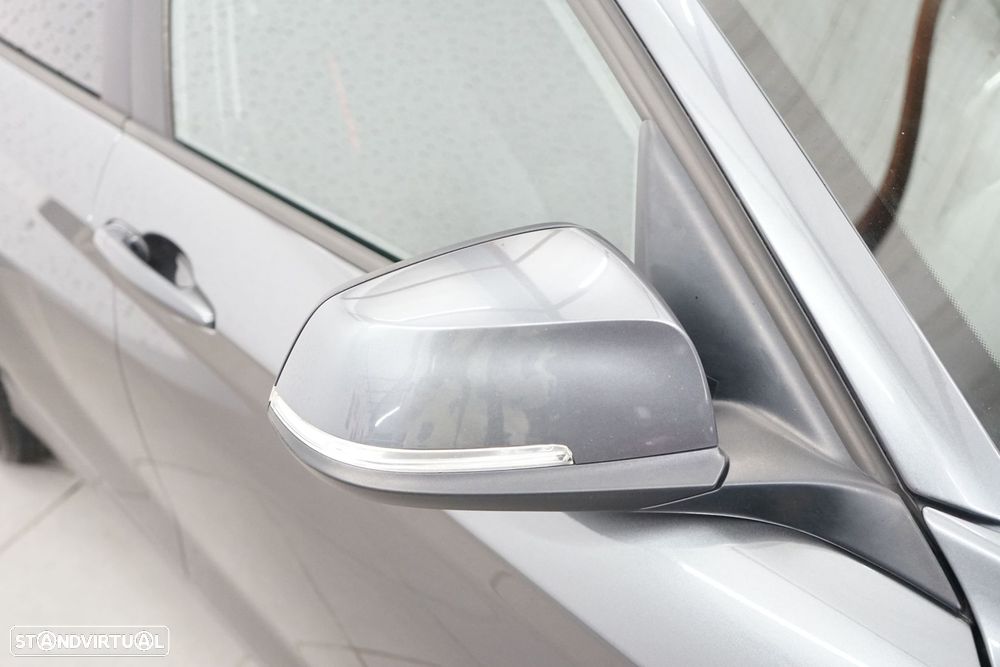 BMW 116 d EfficientDynamics Edition - 11