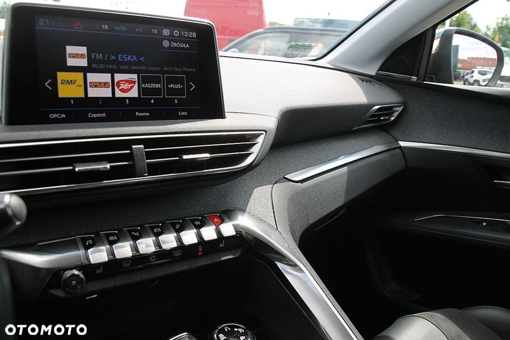 Peugeot 3008 1.6 PureTech GPF Crossway S&S EAT8 - 21