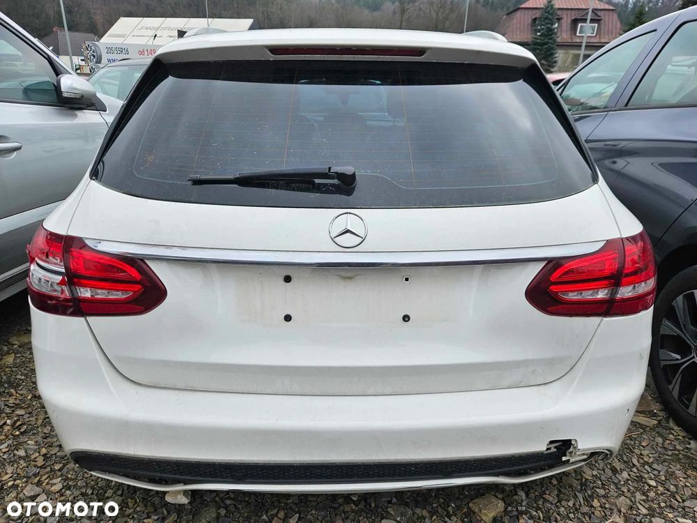 Mercedes-Benz Klasa C 220 d T 9G-TRONIC AMG Line - 5