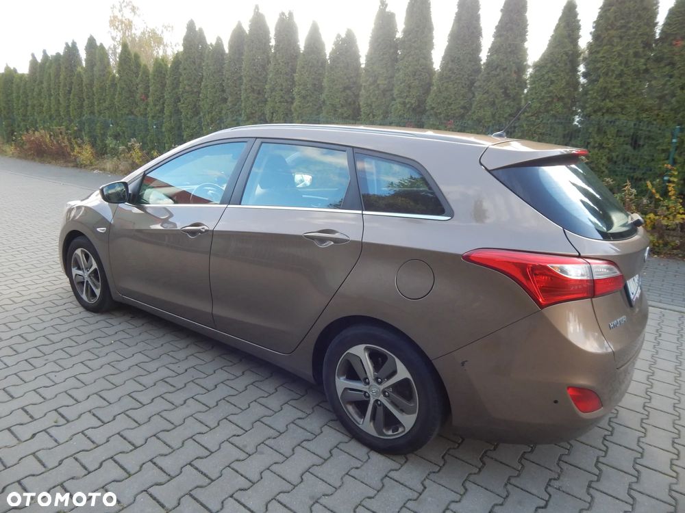 Hyundai i30 1.6 CRDi Comfort - 3