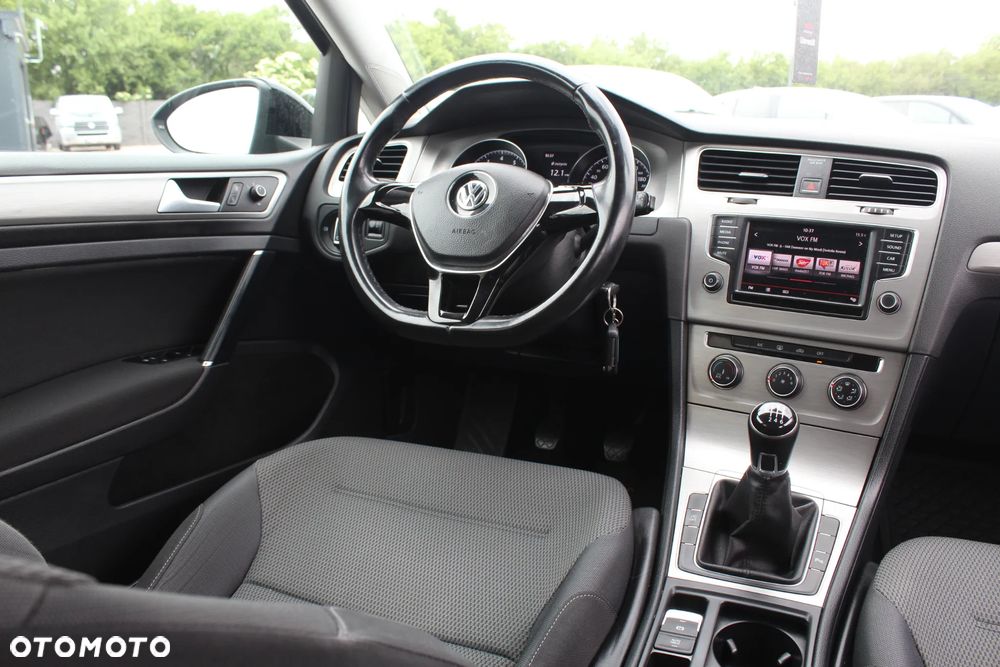 Volkswagen Golf 1.4 TSI BMT Comfortline - 13
