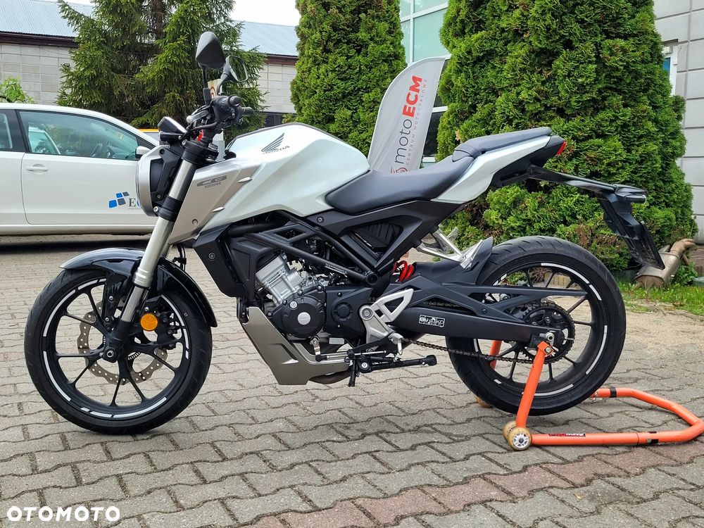 Honda CB - 4
