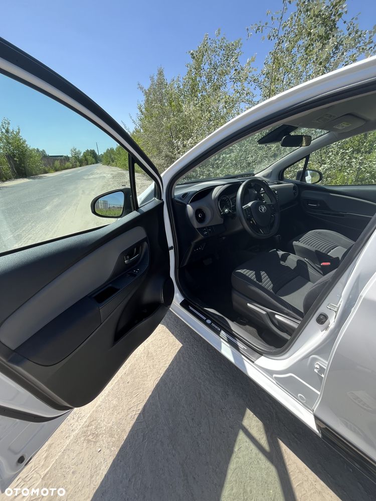 Toyota Yaris - 6