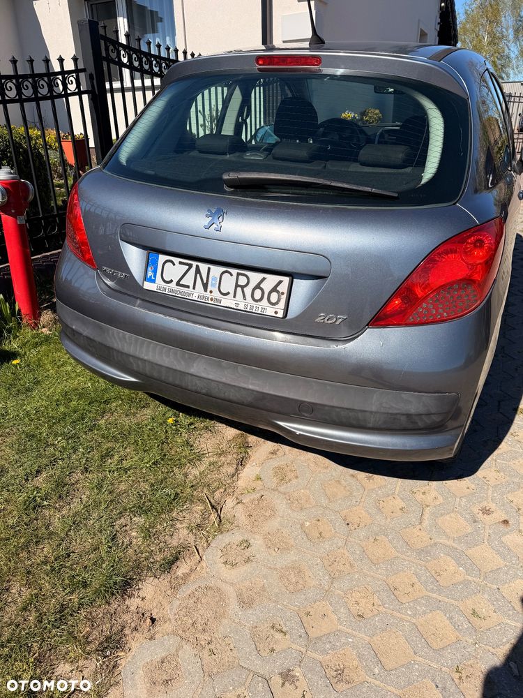 Peugeot 207 1.4 HDi Presence - 3